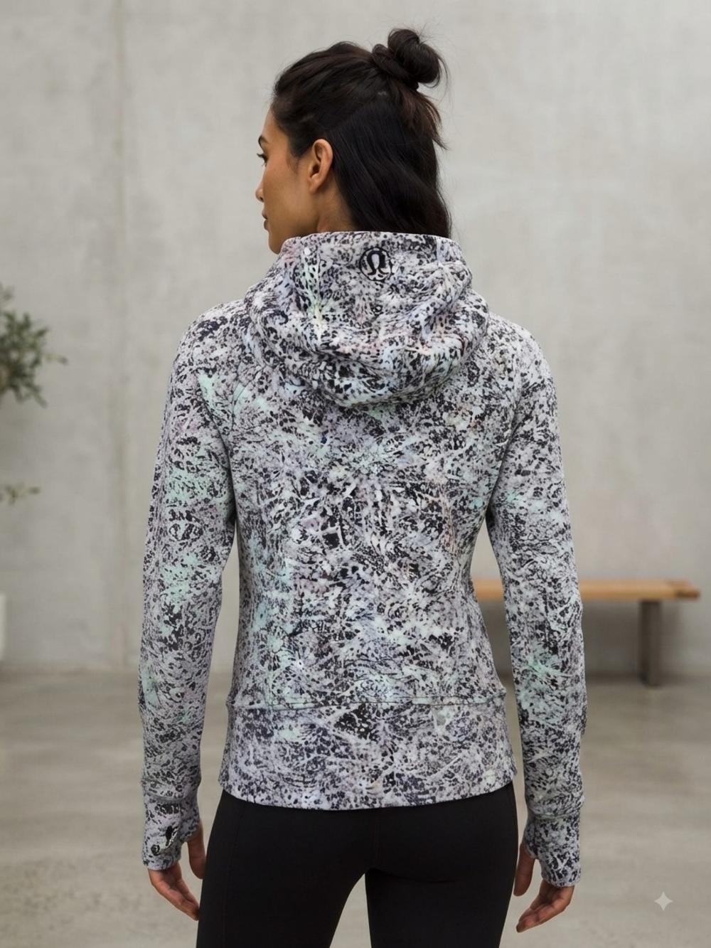 lululemon athletica Gray Speckle Suba Hoodie Size 8